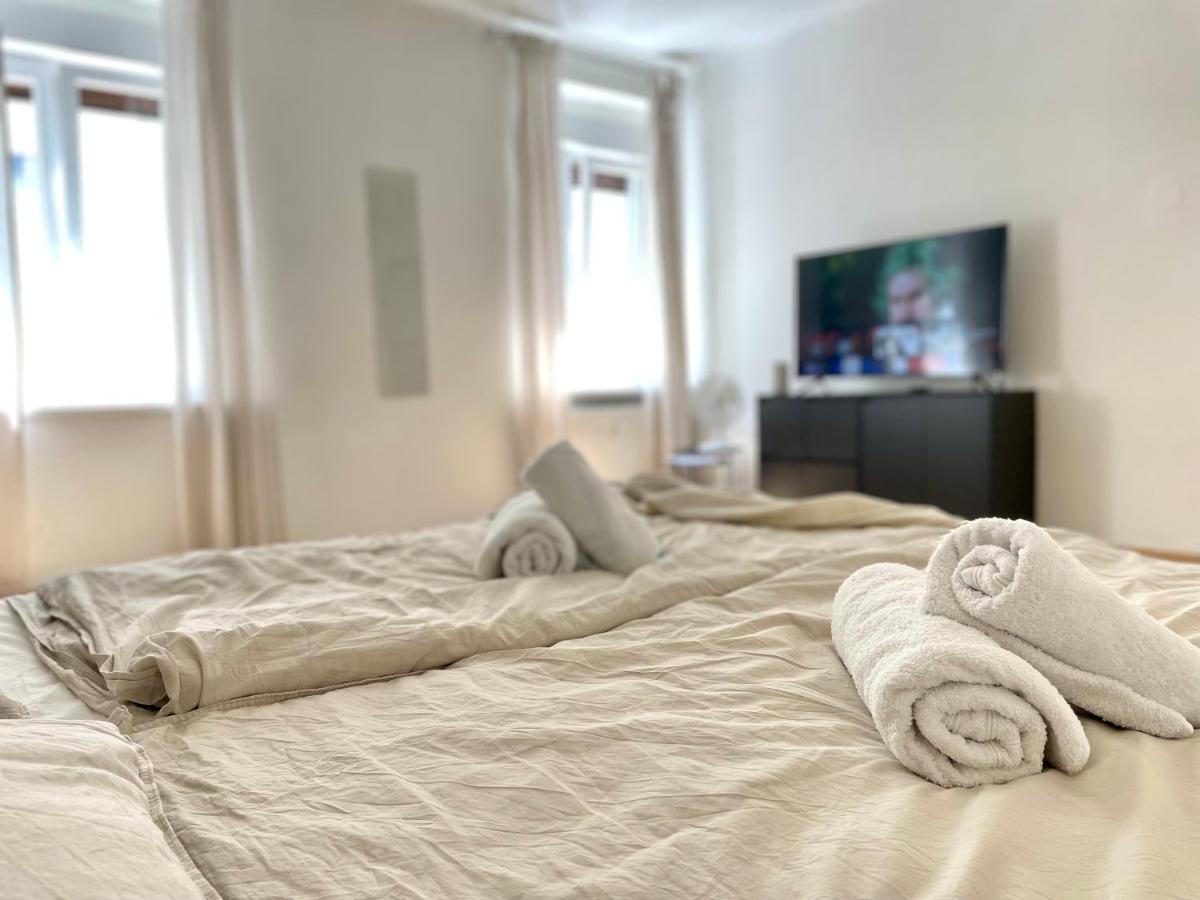 Central Comfy Apartment - Self Check-In Грац Екстериор снимка