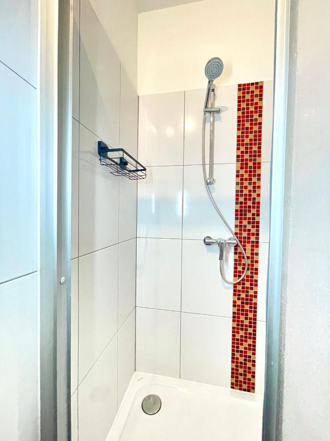 Central Comfy Apartment - Self Check-In Грац Екстериор снимка